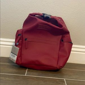 Hunter top clip rubberized backpack